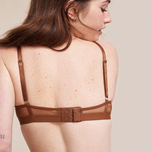 Product gallery. Select Image Cocoa